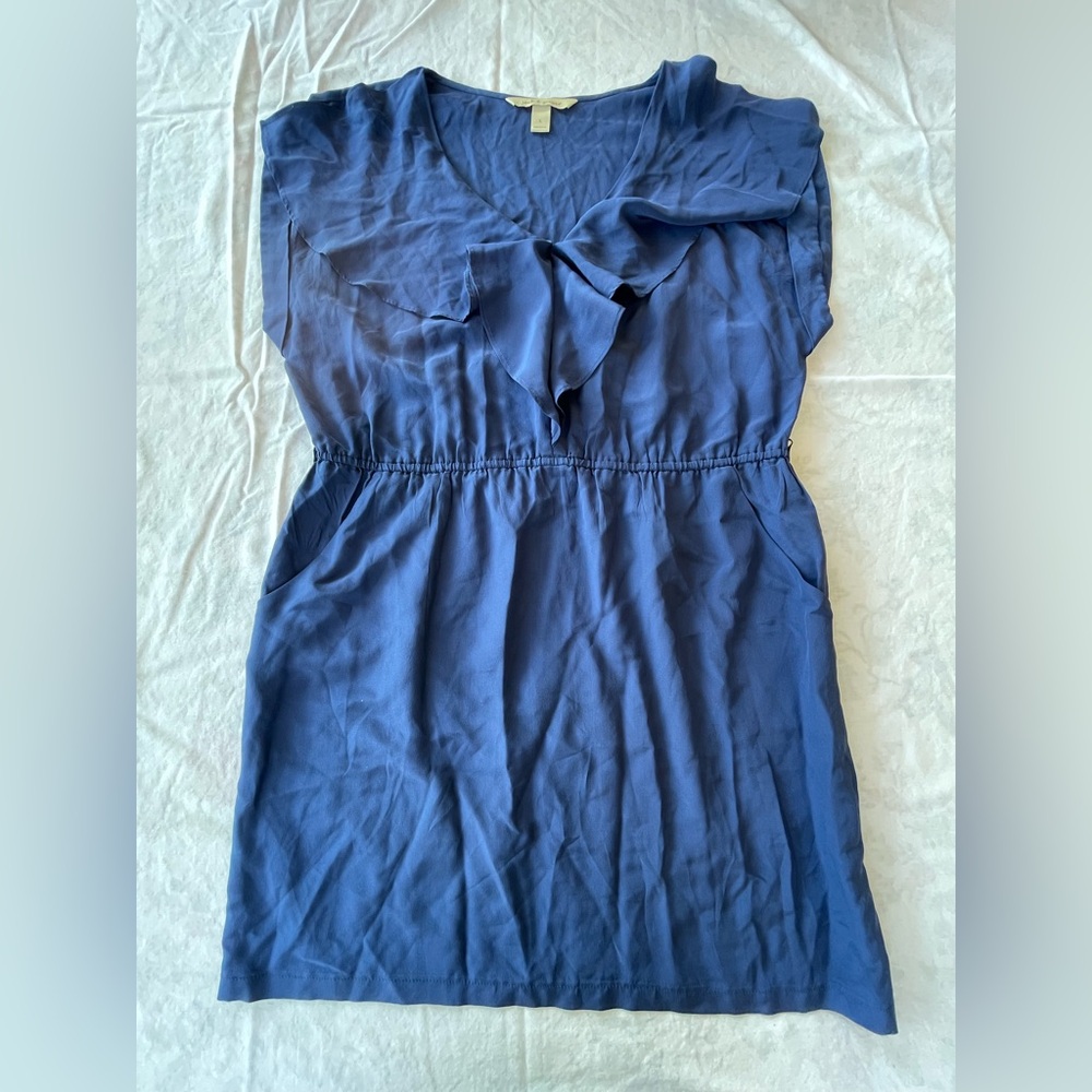 Chic Navy V-Neck Dress with Ruffle Accent